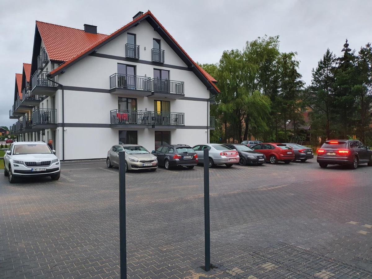 Apartamenty Majer Łeba Exteriör bild